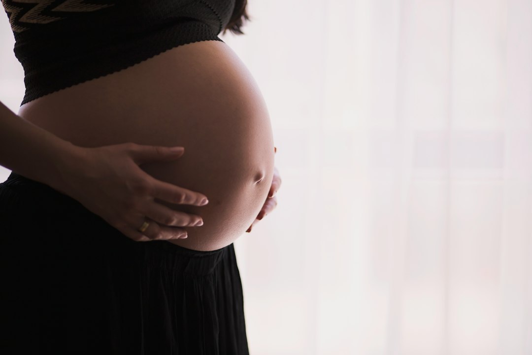 日本女性に衝撃!出産で老化する?「体の寿命」の真実
